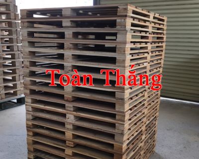 Pallet gỗ Bình Dương